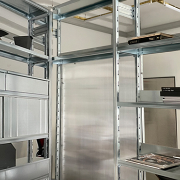 scaffalature metalliche industriali per arredare l'ufficio situér milano