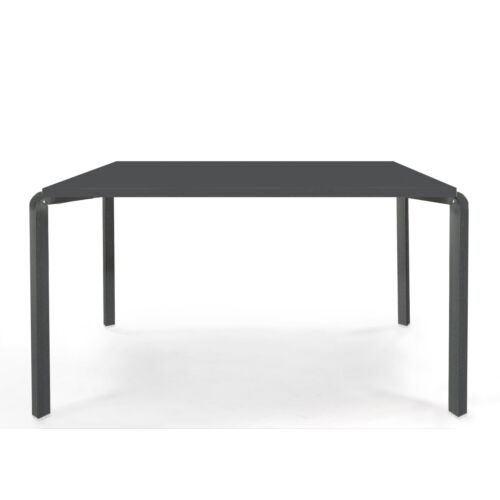 design table / desk in a minimal style
