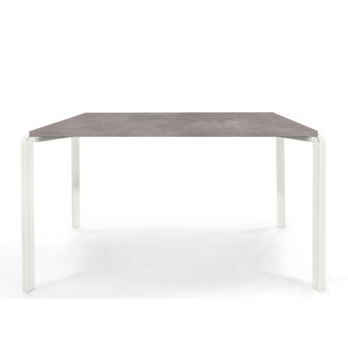 design table / desk in a minimal style