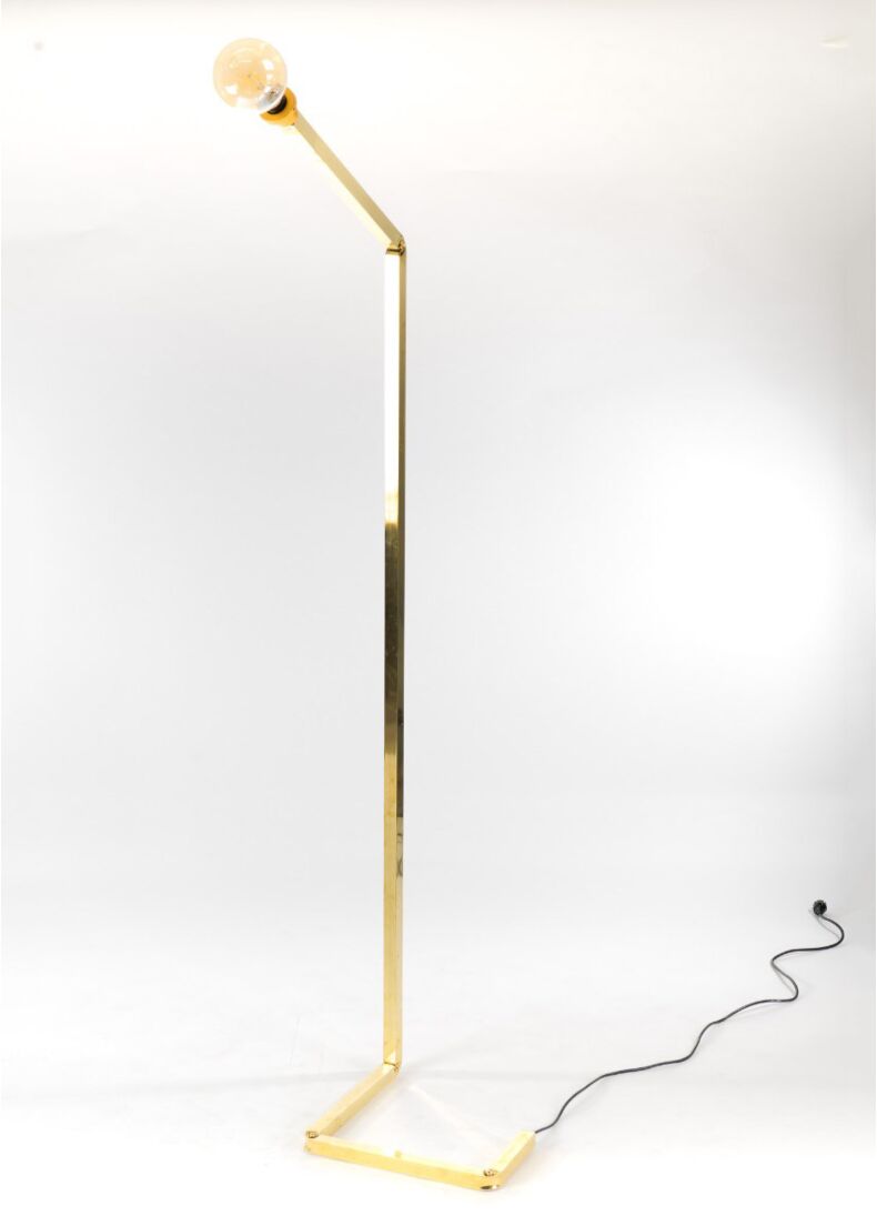 lampada octo di design in ottone e altezza 200cm