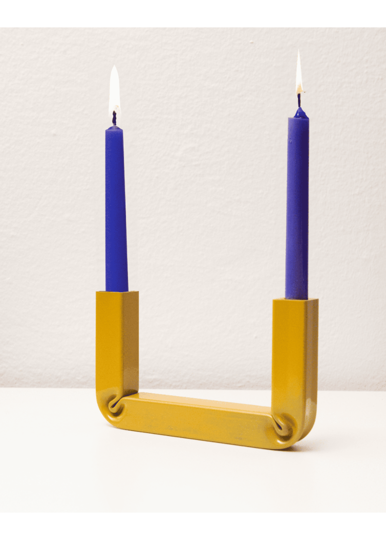 Lumier Porta Candele in Metallo Curvato Colore Senape 17x10cm