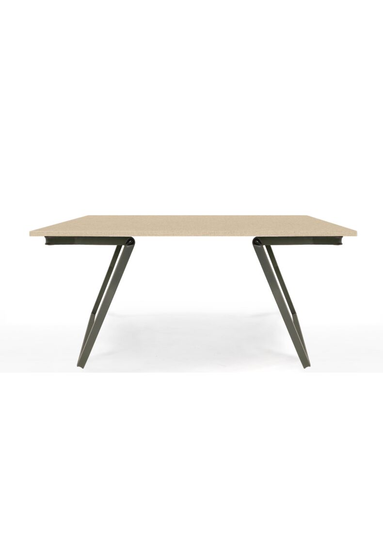 design table / desk in a minimal style