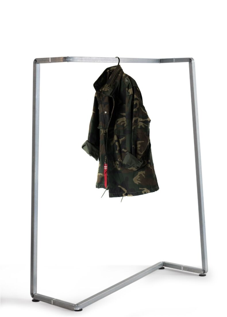 design rack in metal for luxury shop or fashion showroom 