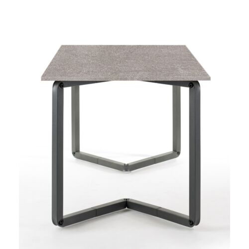 design table / desk in a minimal style