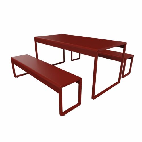 Panche e tavolo verniciati di colore rosso in metallo verniciato di 150 cm