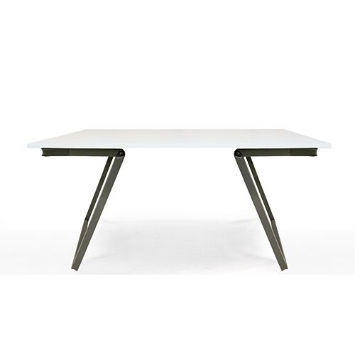 design table / desk in a minimal style
