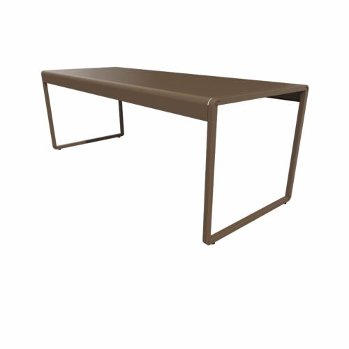 Tavolo FUMÉE CM 200 in acciaio verniciato RAL 1019