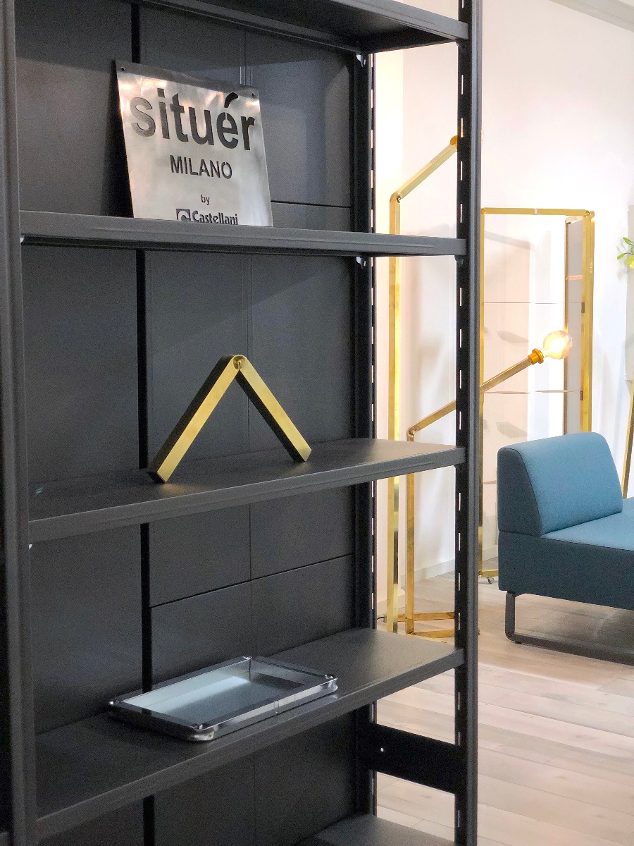 situér milano showroom di design scaffalatura di design